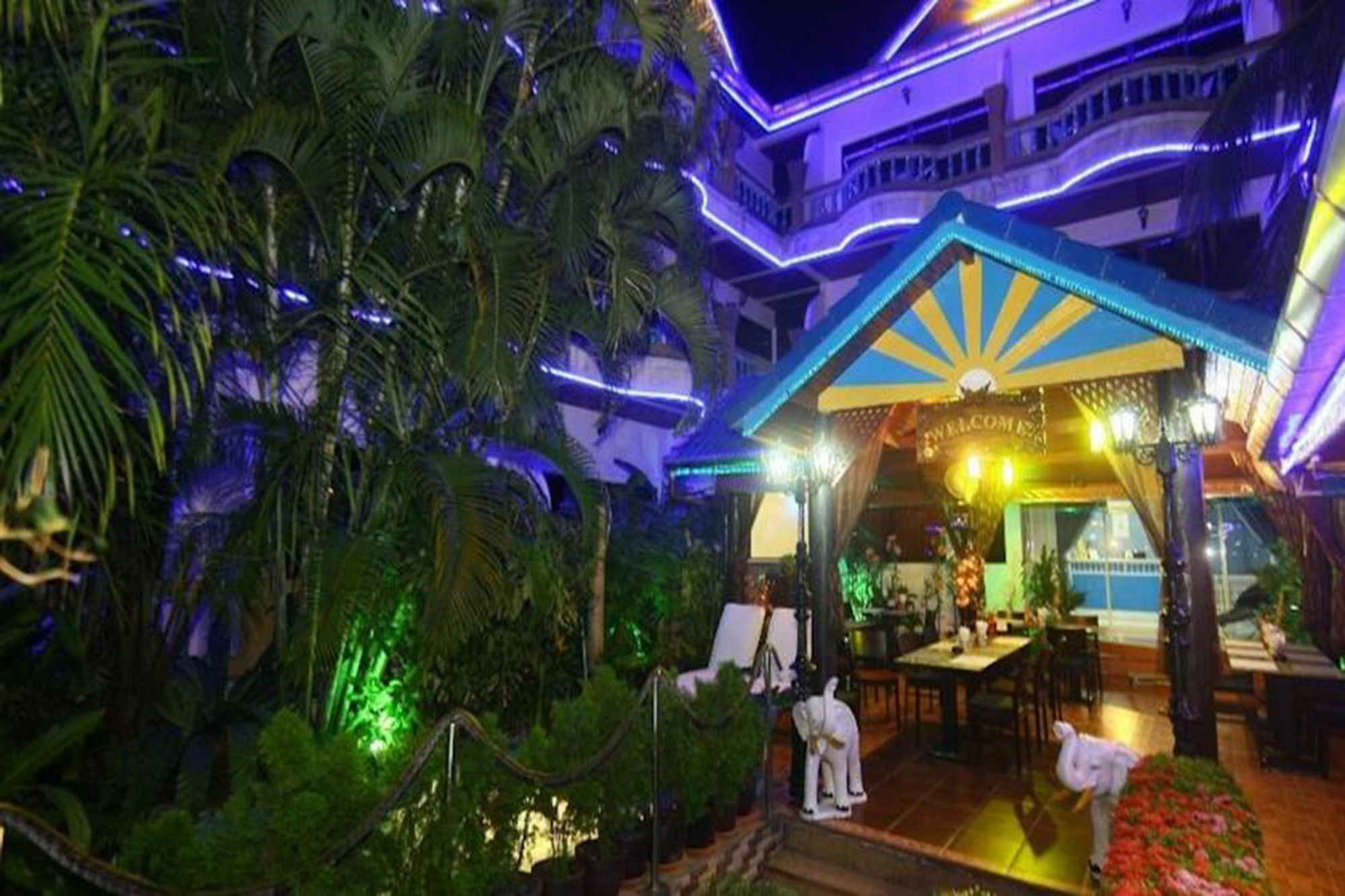 Patong Sunbeach Mansion Exteriör bild