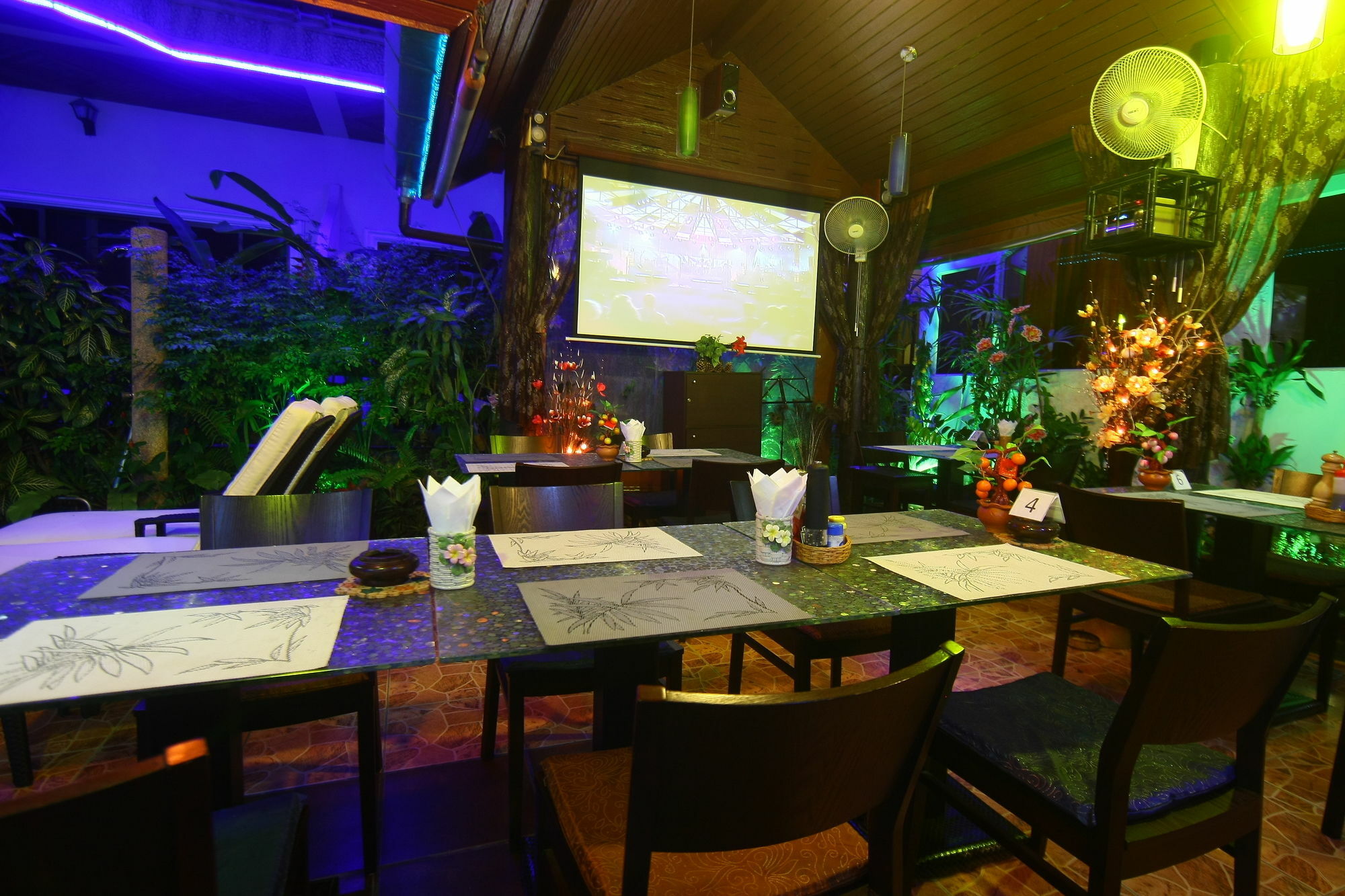 Patong Sunbeach Mansion Exteriör bild