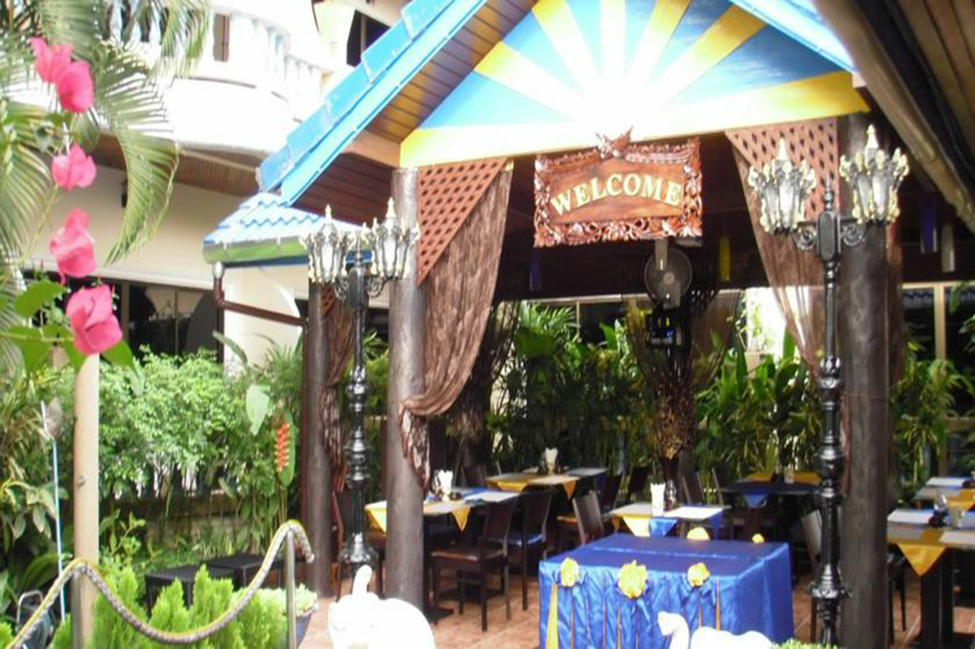 Patong Sunbeach Mansion Exteriör bild